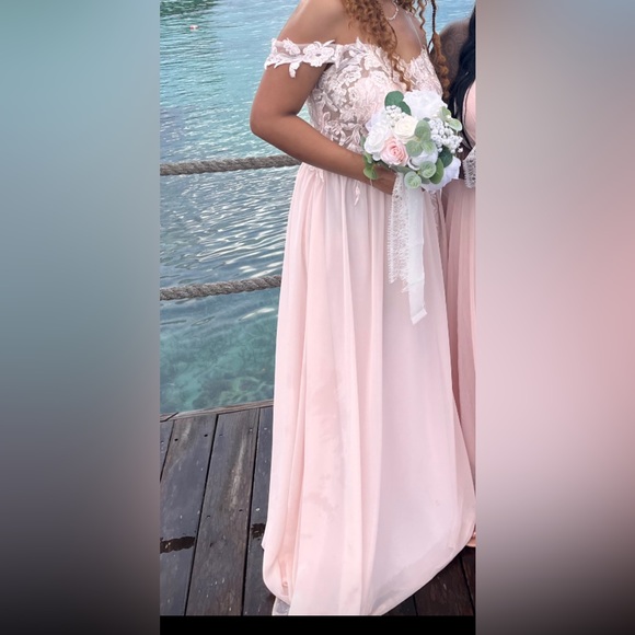 Blushing pink wedding dress. This dress was worn once for a wedding I attended - Picture 2 of 6